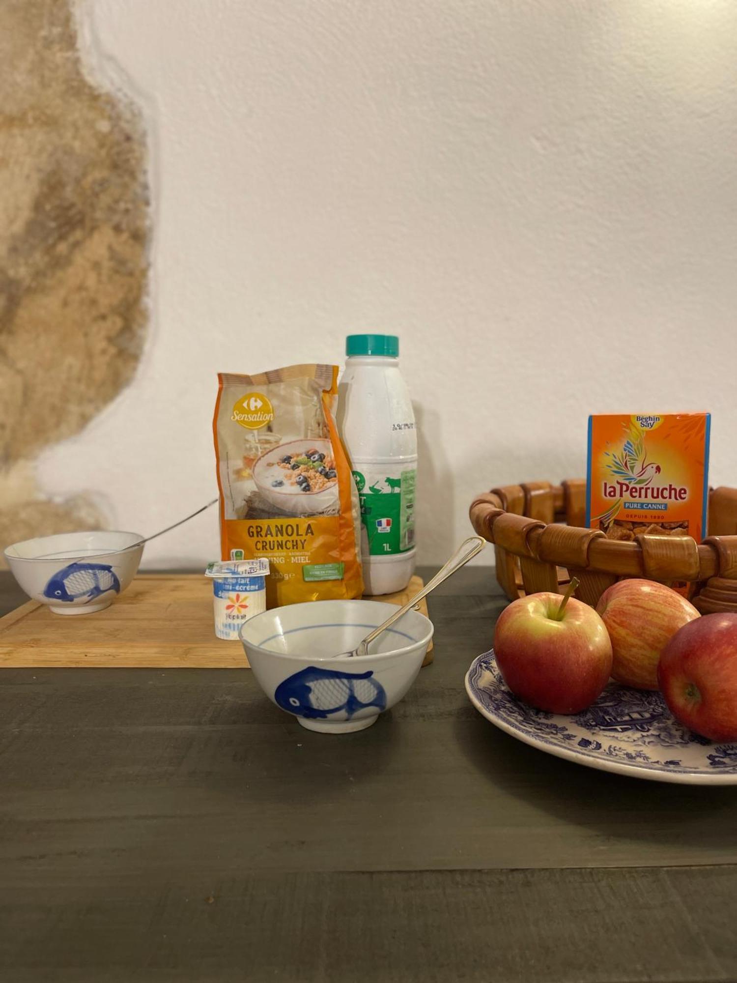 Rent Big Room With Breakfast Free In Old City Nancy Exterior photo
